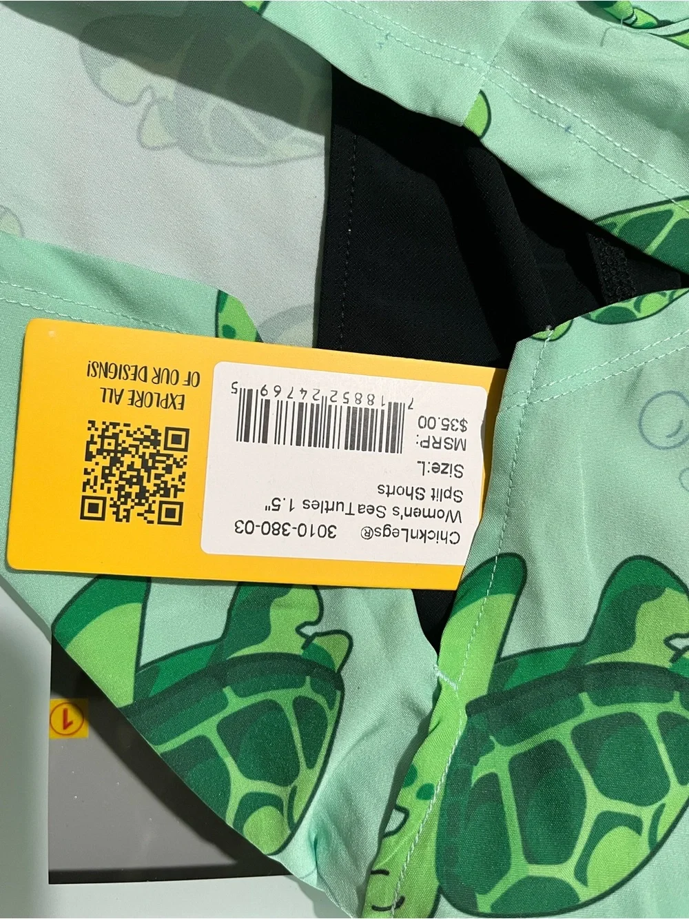 Chicknlegs Women's Sea Turtle Running Shorts Split 1.5 - Picture 5 of 5